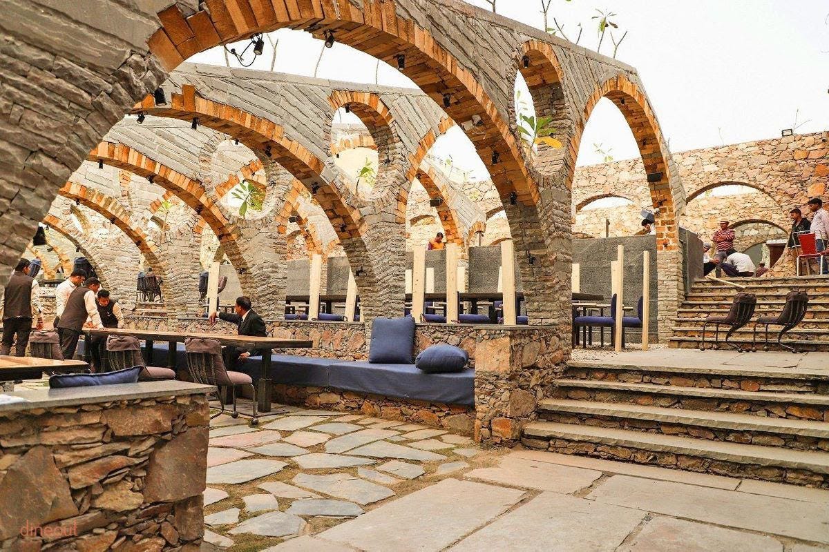 Top 10 best places in Jaipur for a romantic date GoGaga