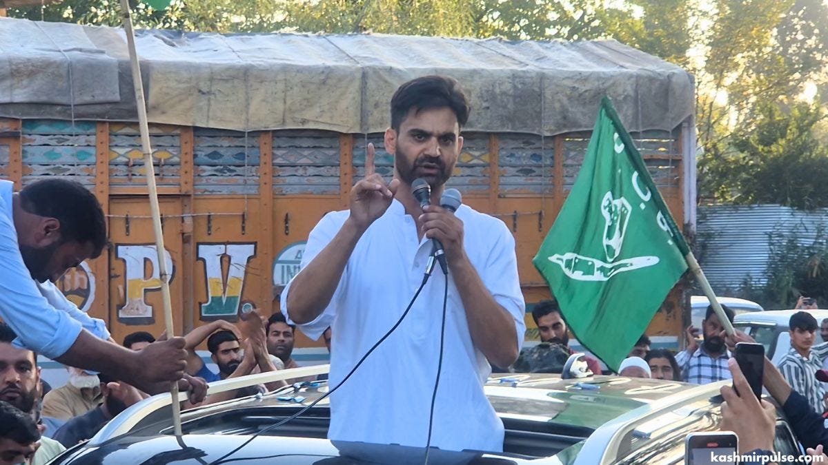 Waheed Para draws massive crowd at Pulwama campaign rally
