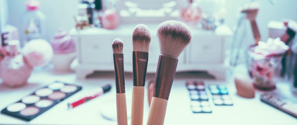 How to Clean Your Beauty Blenders & Makeup Brushes