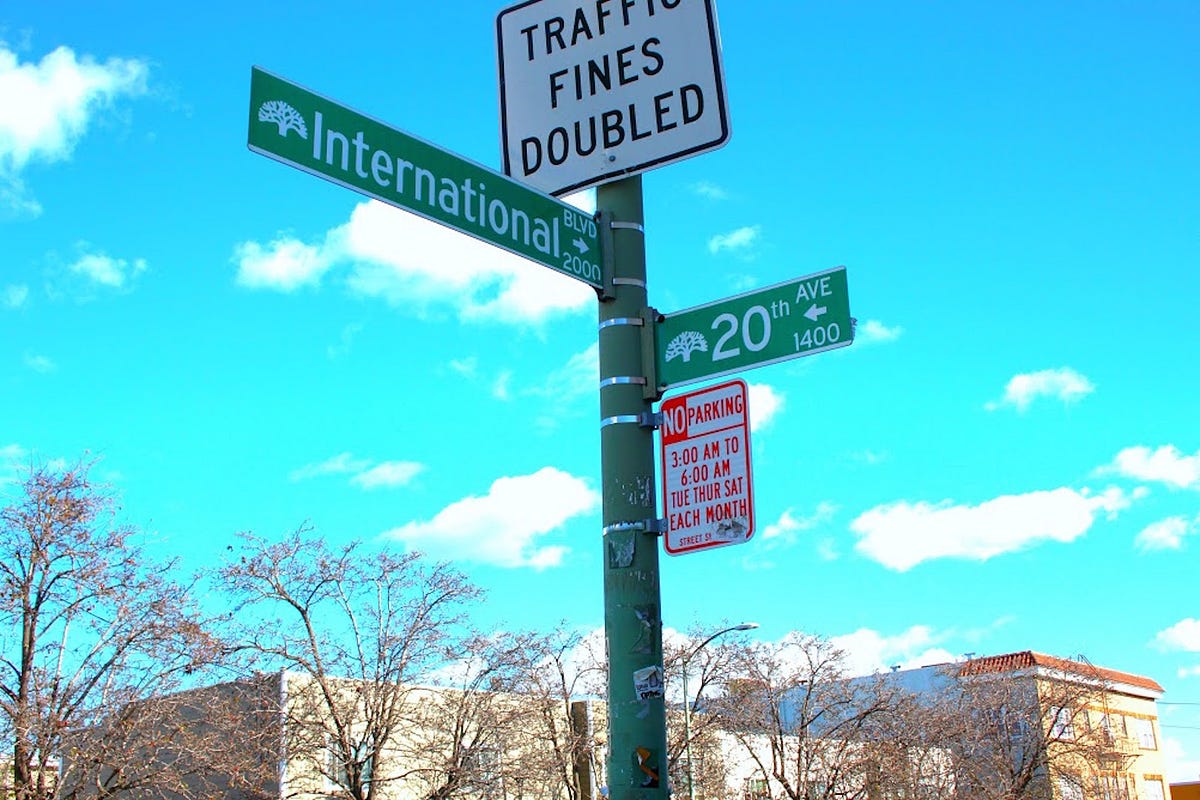 Image of: Eating Internationally on International Boulevard in Oakland