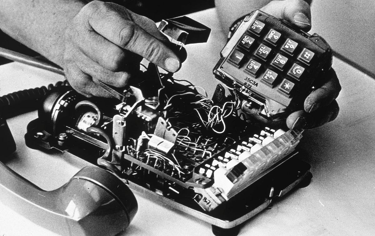 Is our VoIP Wire tap safe ???. Making phone calls and participating in