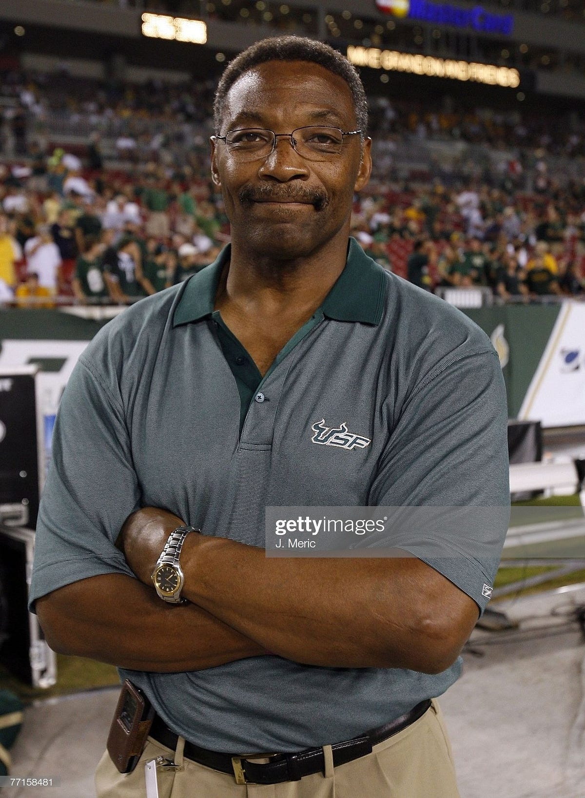 Pin this in Honor of Lee Roy Selmon