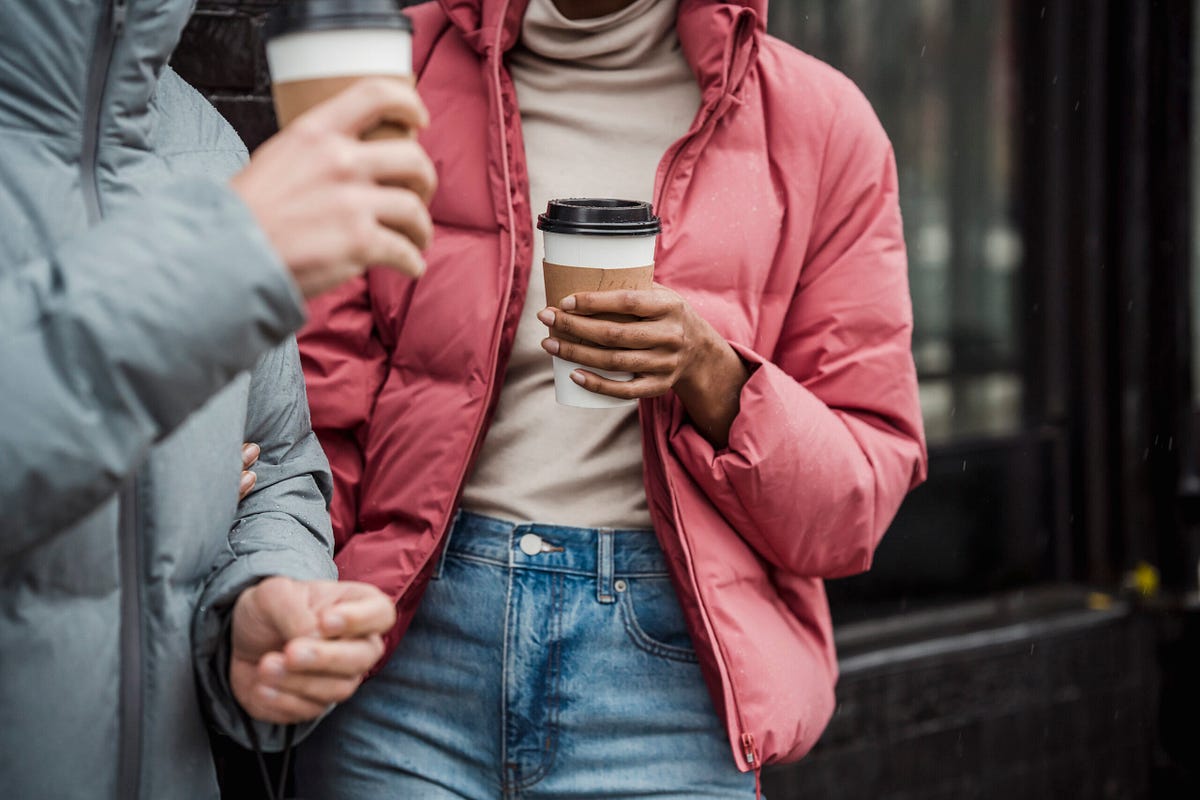 Does matcha taste better hot or cold? by Jennifer May, 2023 Medium