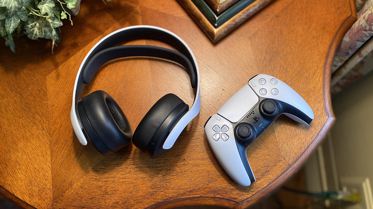 3 ways to connect headphones to your PS5 | Medium