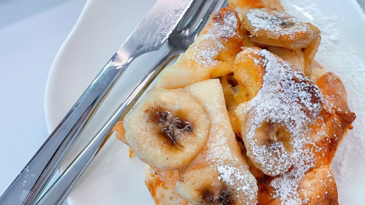 Baked Cinnamon Banana French Toast Casserole | TheCleanEat