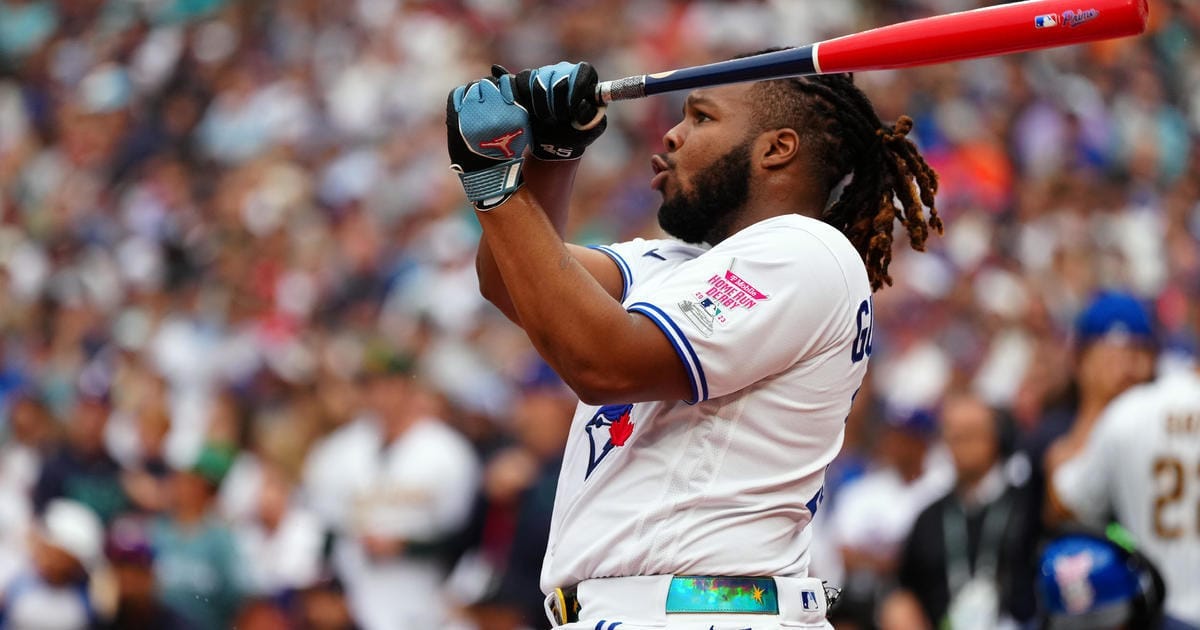 Vladimir Guerrero Jr. Wins MLB Home Run Derby 16 Years After His Dad