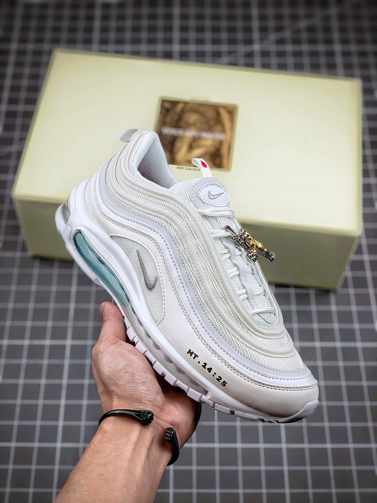 air maxes jesus