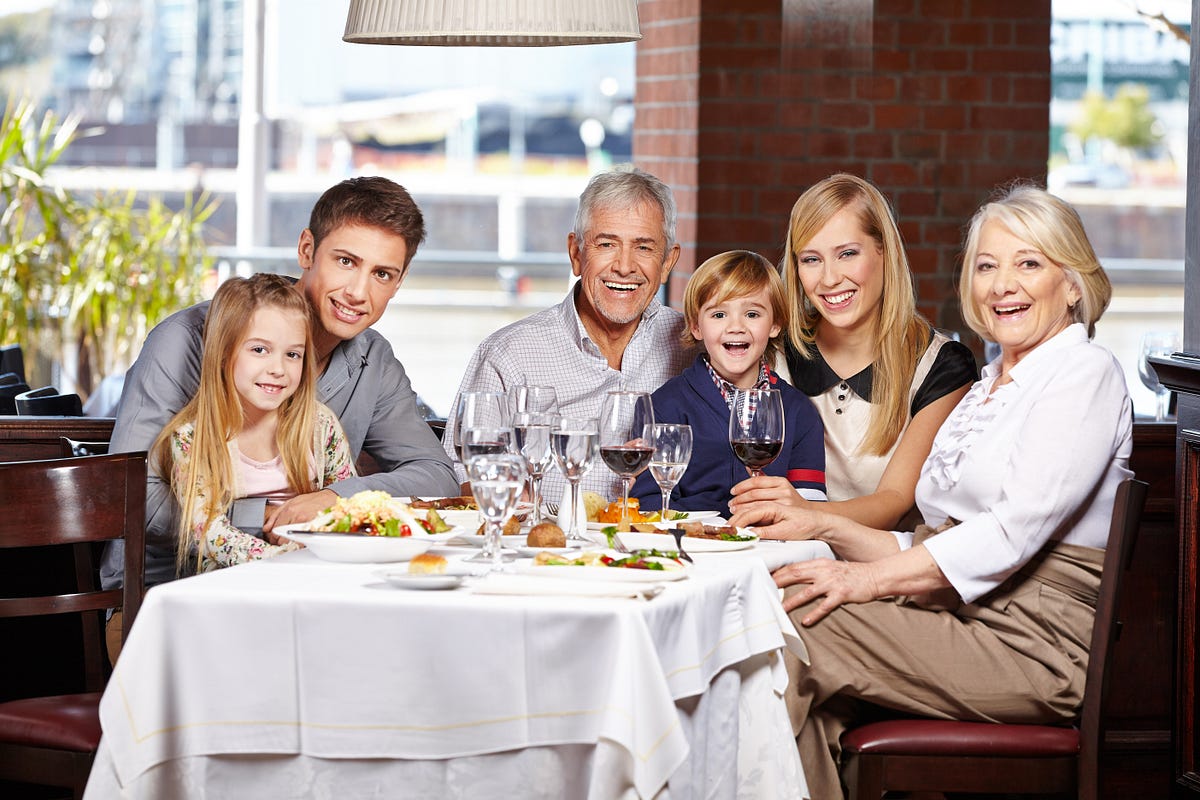 Finding The Perfect Family Restaurants For Your Next Outing By   0*wn4EI9ZODNTYfdhk 