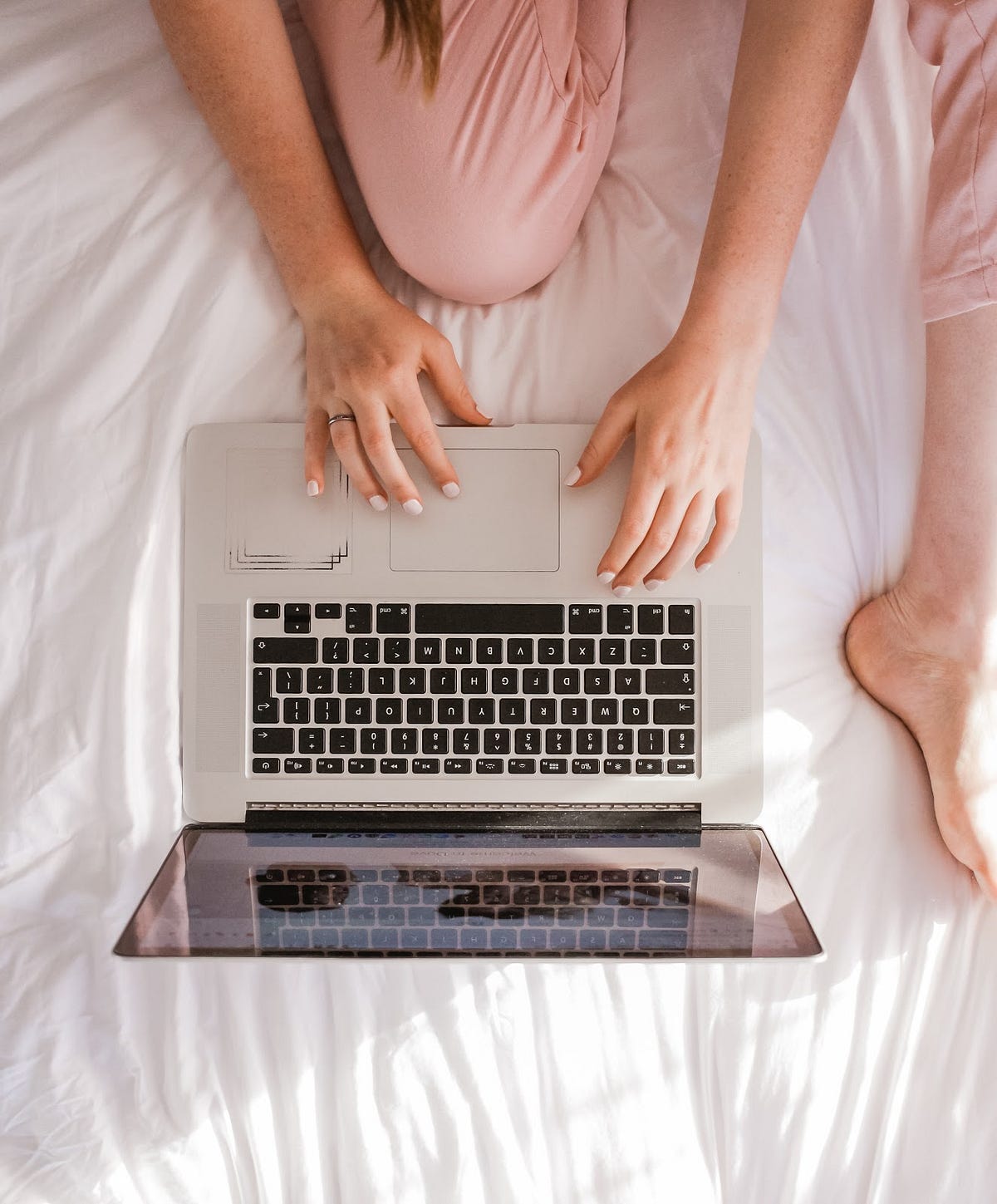 Online Dating Conversations The Best and Worst Messages To Send by