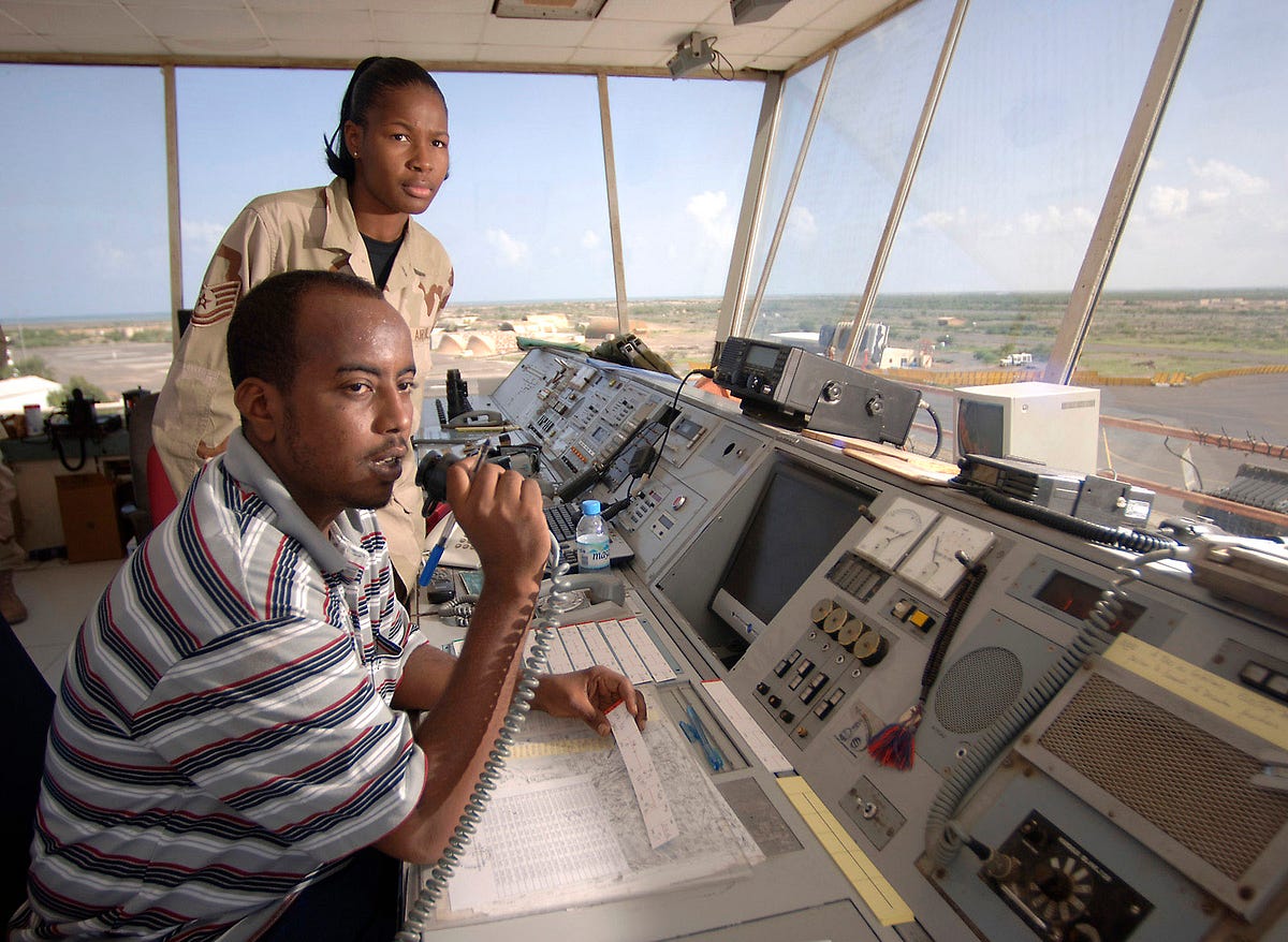 FAA Head Says Air Traffic Control System Is Safe but Relies on Decades-Old Computers