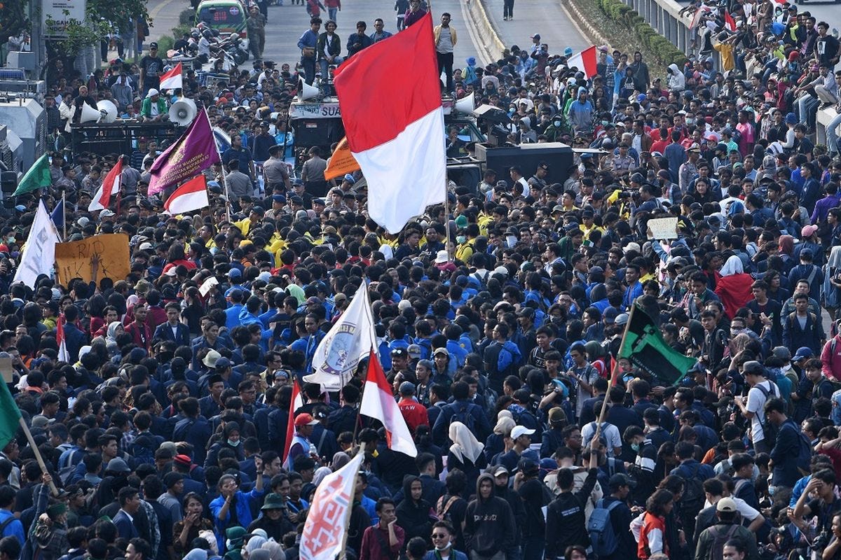 Shifting Boundaries of Reputation: Defamation and Slander under Indonesia’s Old vs.