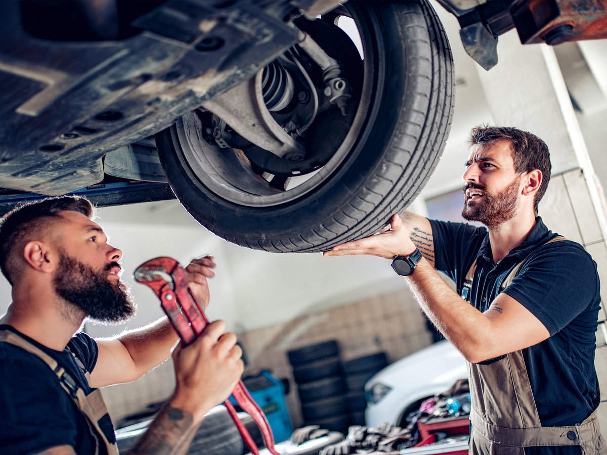 Local Emergency Mechanics in Wetherill Park David Auto repair Medium