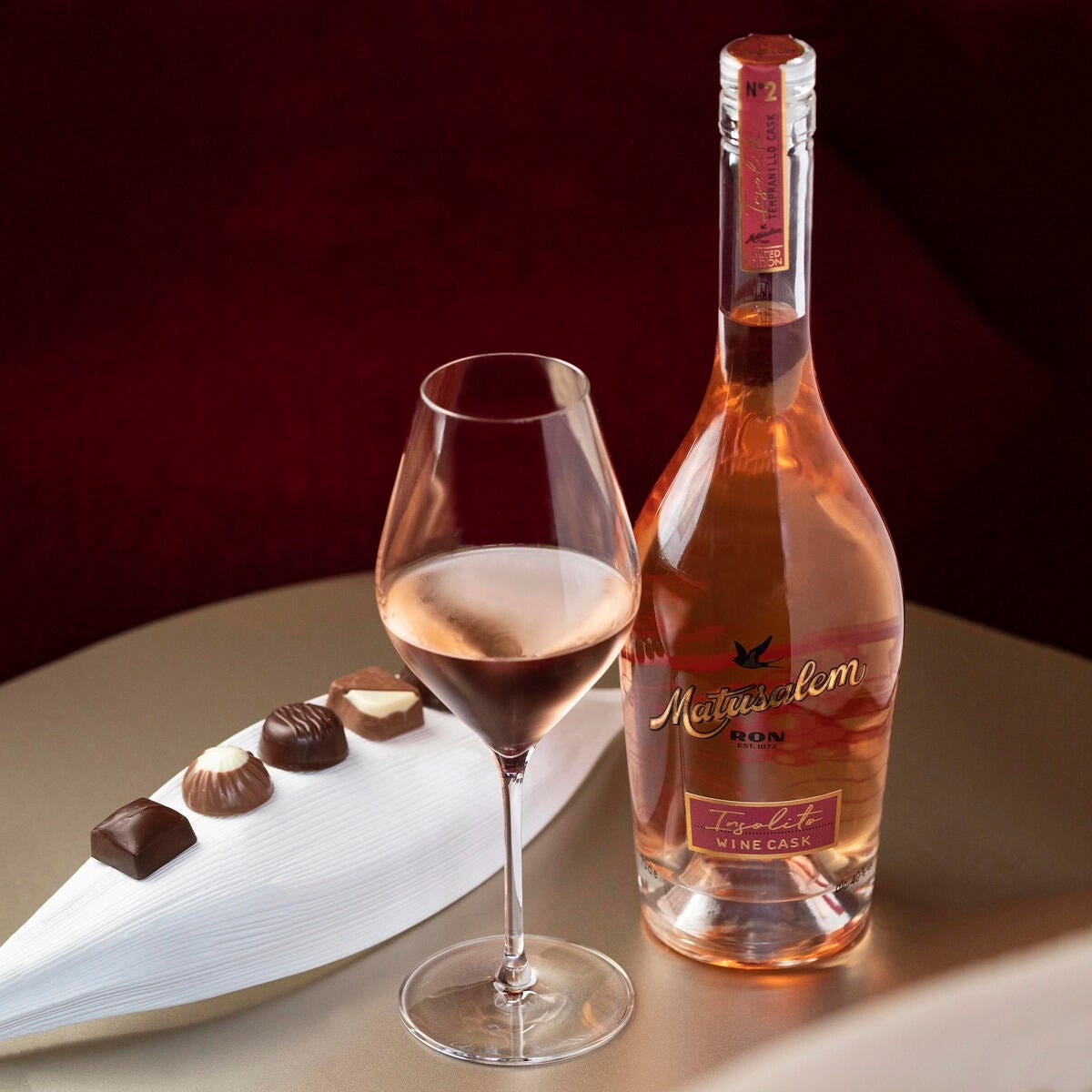 Ron Matusalem Insolito: il primo Rum Rosé al Mondo che rivoluziona la categoria