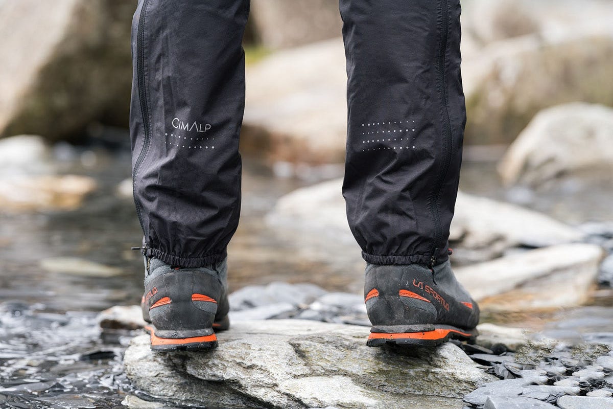 Choosing the Right Water-Resistant Hiking Pants | by SEO PRO BLOGS ...