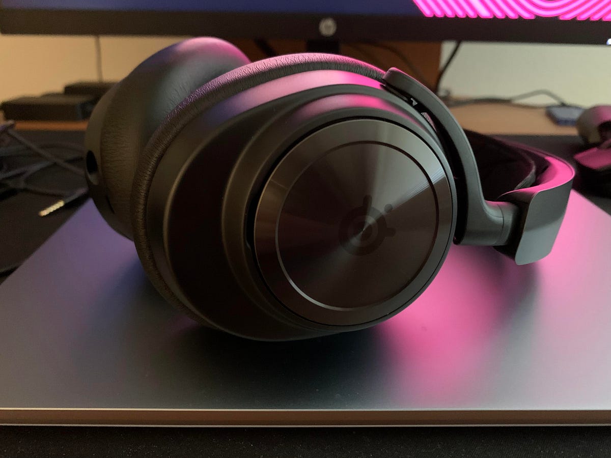 SteelSeries Arctis Nova Pro PC/PS5 Wired Gaming Headset Review | by Alex  Rowe | Medium