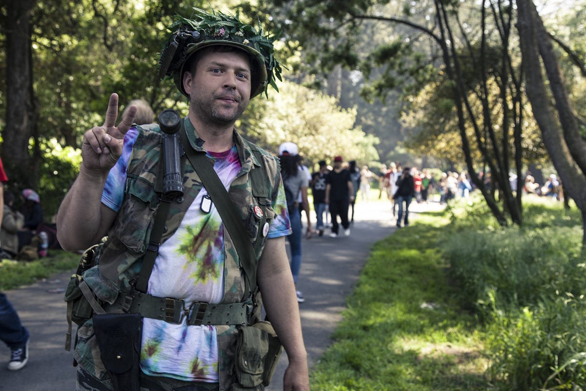 Image of: San Franciscans Share Their Funny and Embarrassing Drug-Buying Stories