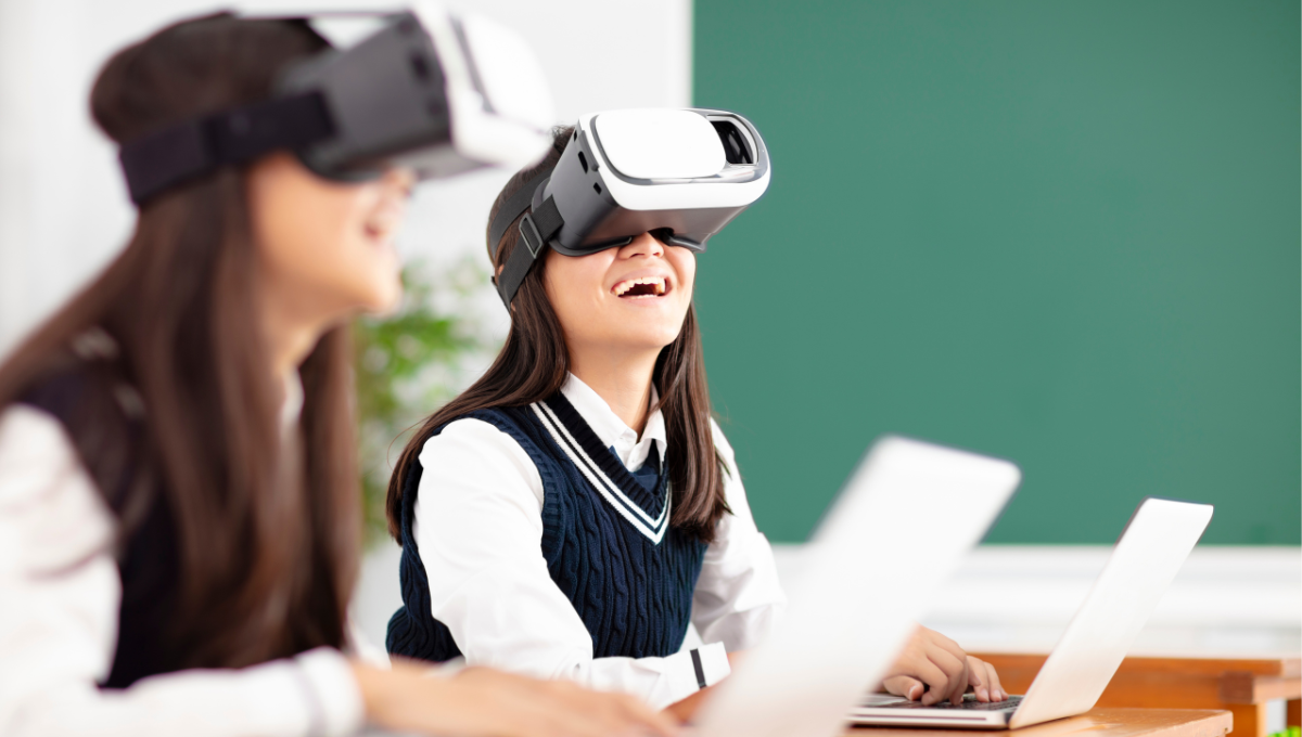 The Benefits of Using Virtual Reality in Classroom by