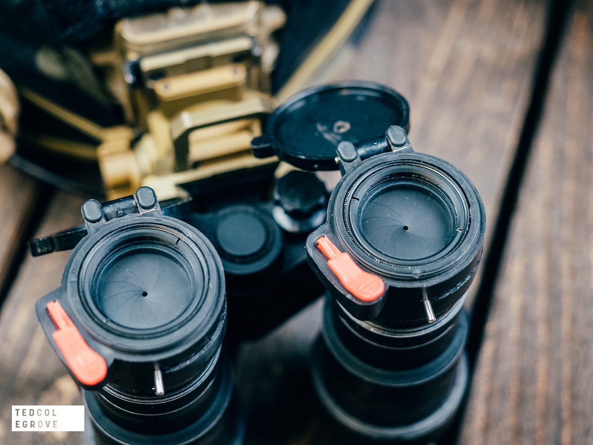 Cheap Adjustable Iris Night Vision Filters by Primer Précis Medium