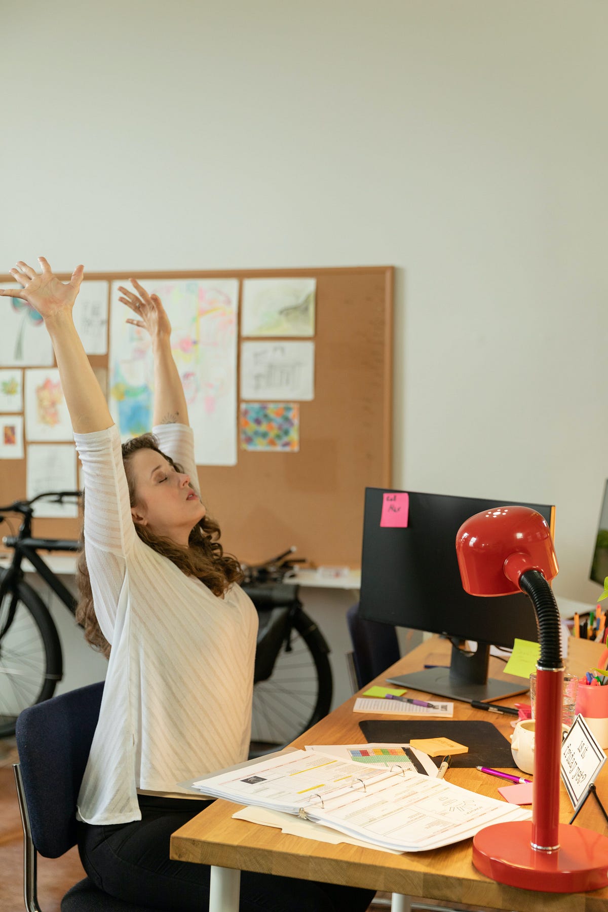 Say Goodbye To Tech Pain: The Ergonomic Solution You'Ve Been Waiting For - 8n7u6k5