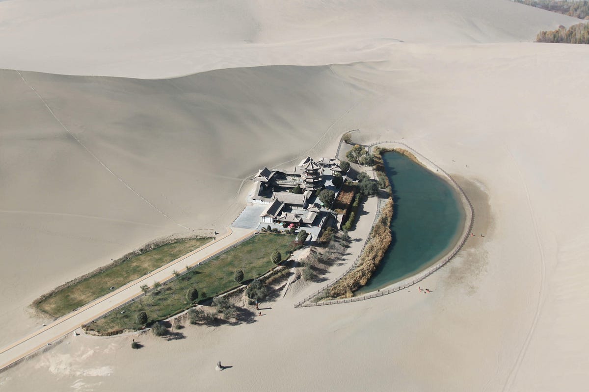 Dunhuang — a brief Art Guide. Dunhuang (敦煌), an oasis on
