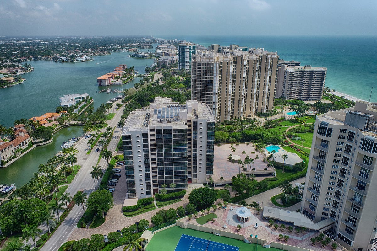 Park Shore Life In Naples Florida 