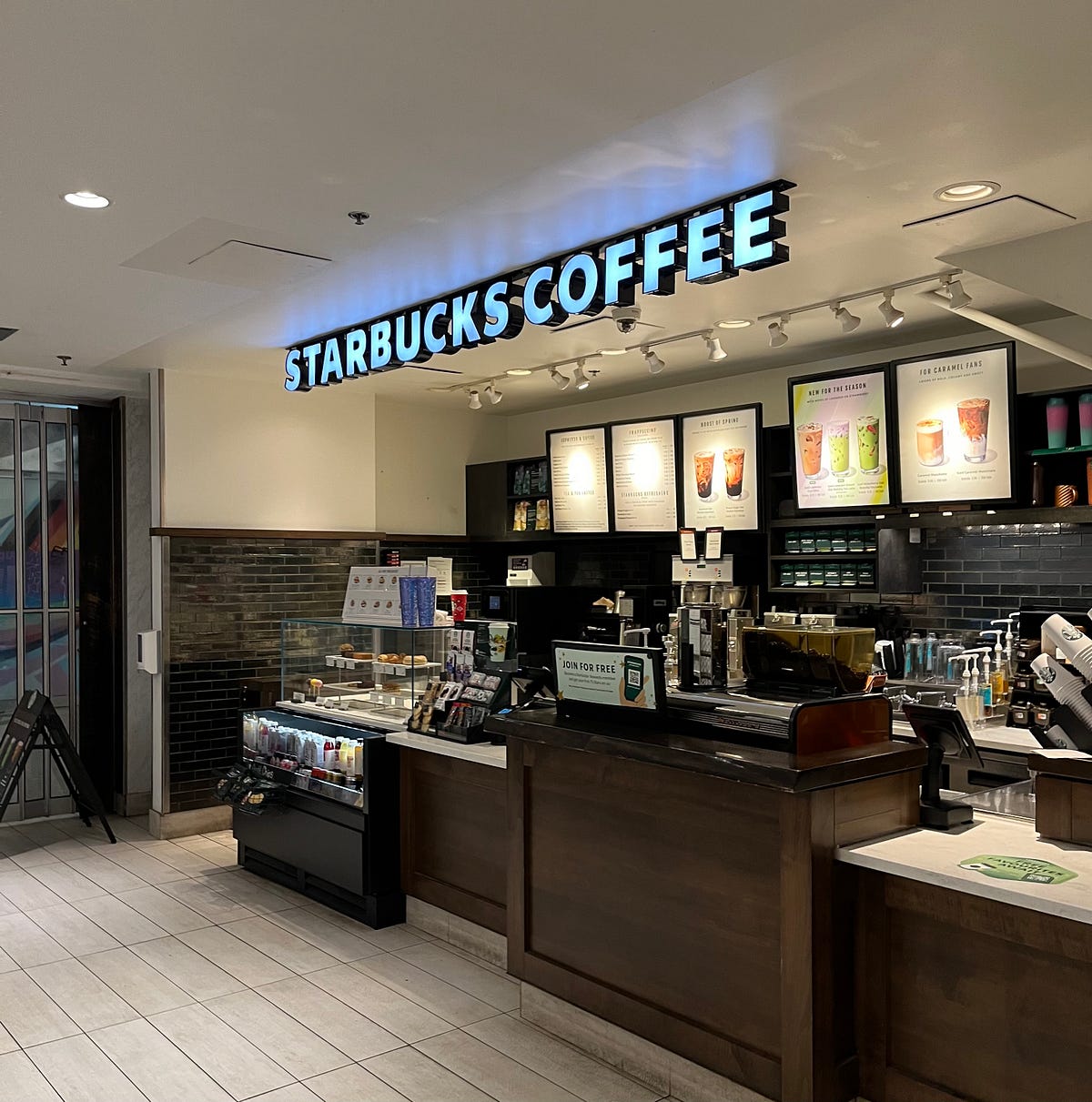 Software Engineer to Starbucks Barista by Leo Apr, 2024 Medium