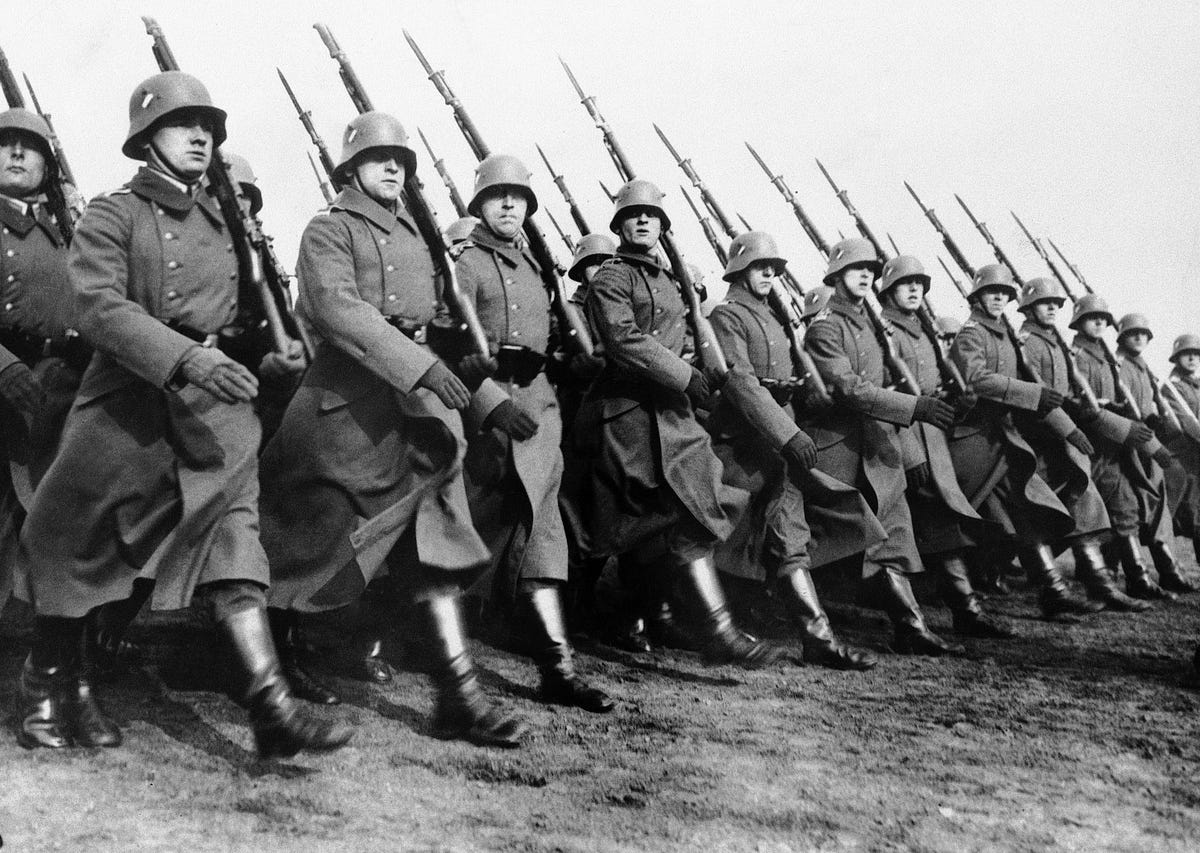 В каком году немцы вошли. Немецкие операции. Немцы народ. Войска Германии в 1934. Операция Везерюбунг фотографии.