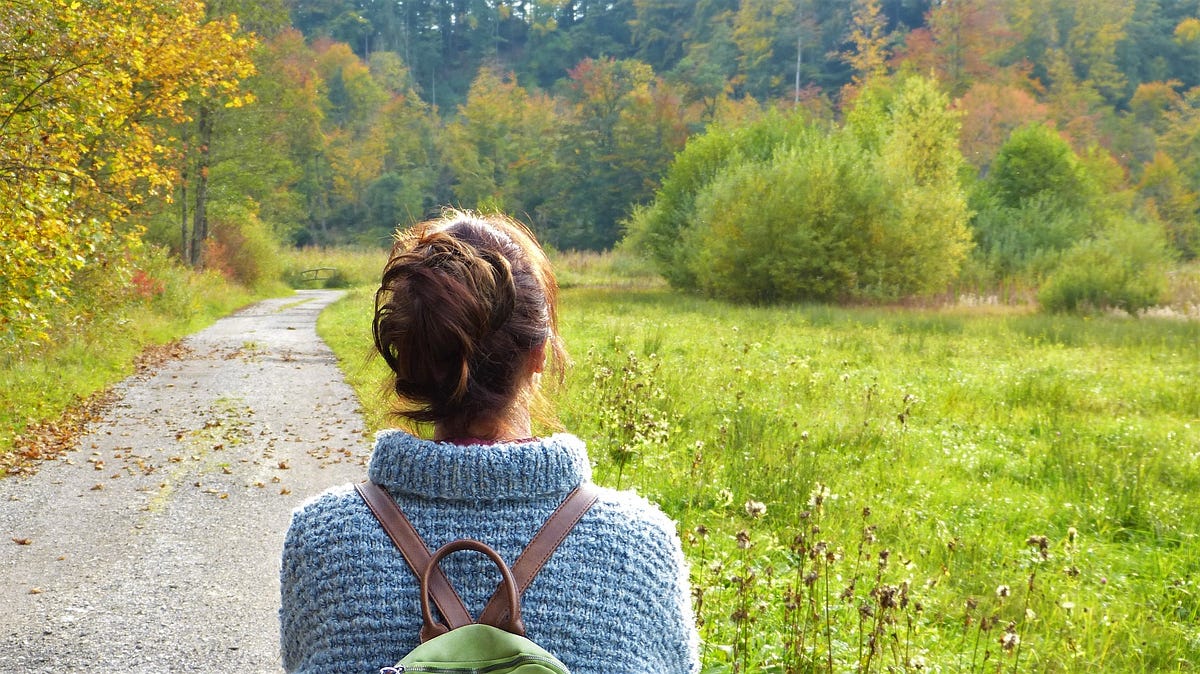 Have Lots Of Friends But Still Feel Lonely? Here's The Reason Why ...