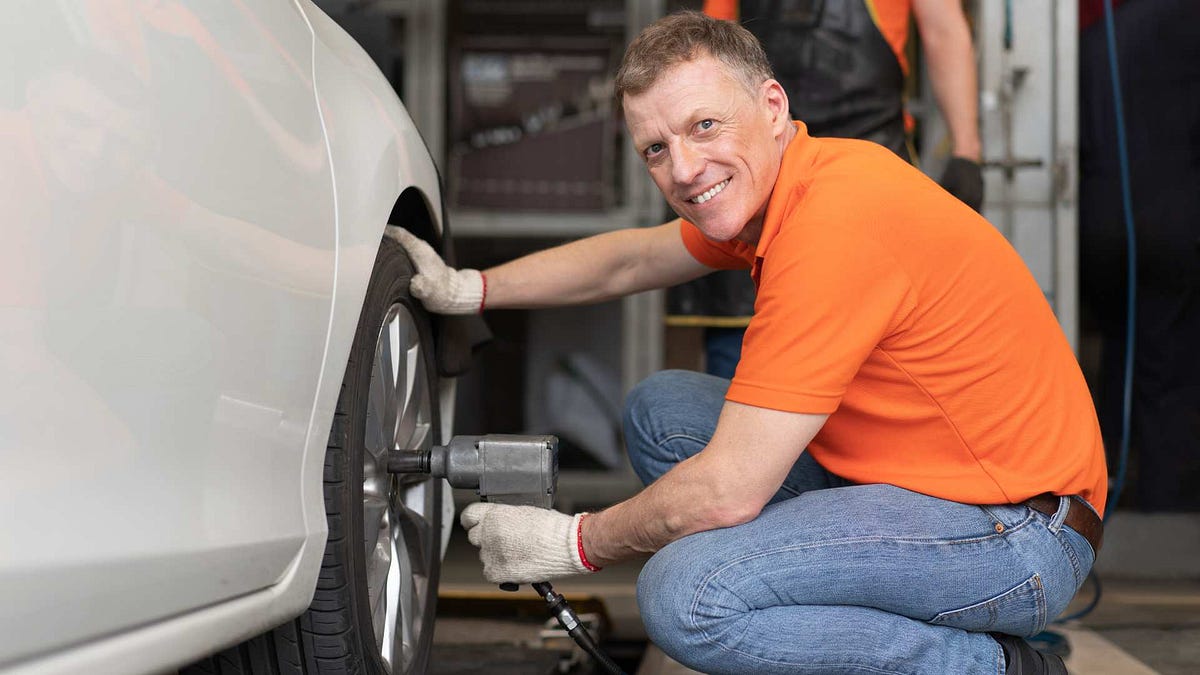 Why Choose Mobile RV Repair in St Utah? Benefits and Services