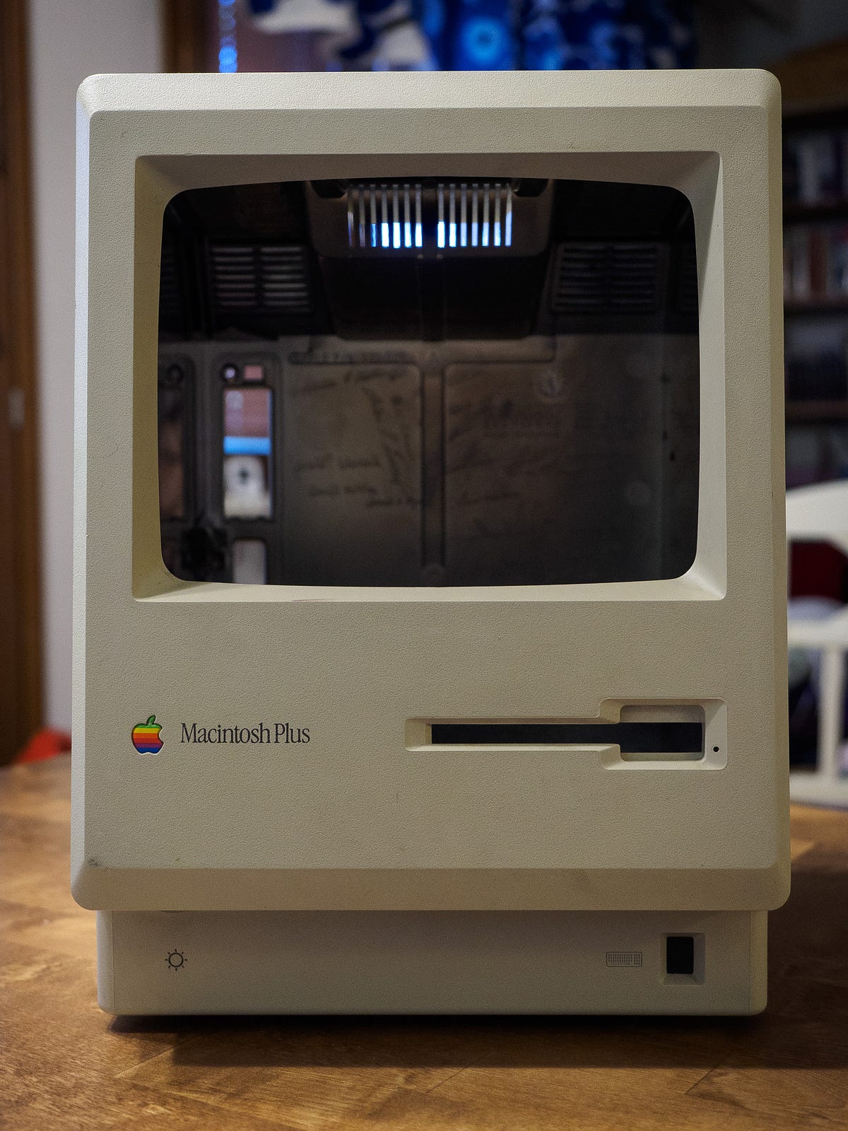 Raspberry Pi 2 + Macintosh Plus = Raspintosh+ | by Matias Mäki | Medium