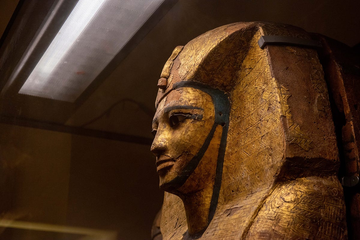 the-egyptian-pharaohs-wore-wigs-to-protect-their-heads-from-the-sun-and