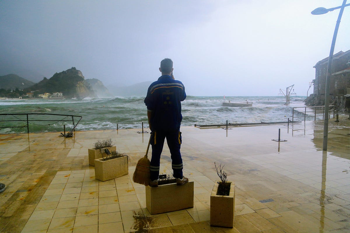 FoundationDB in Docker with Python3 by Eugene Medium