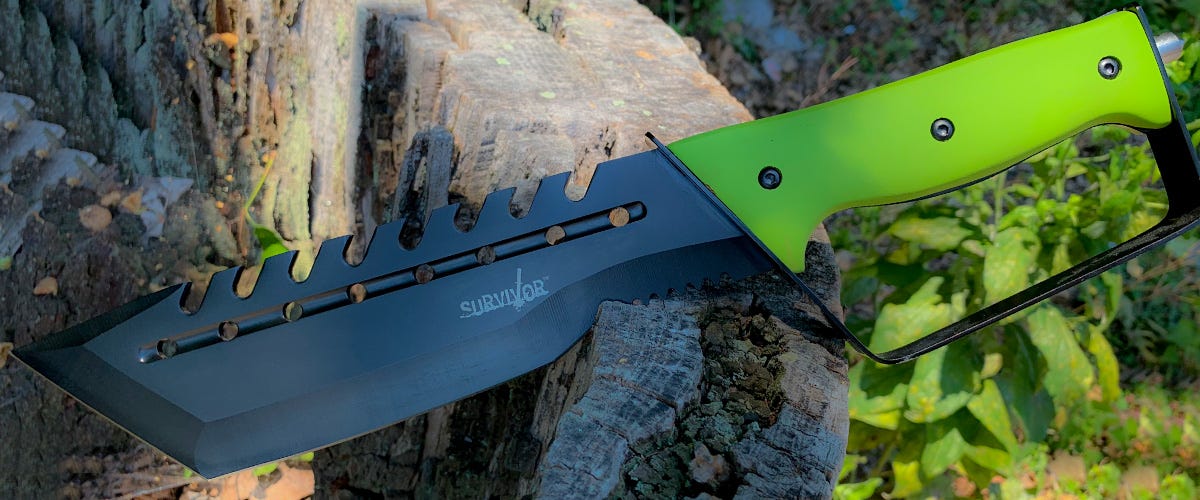 Comparison of FixedBlade and Folding Survival Knives by Ashlybrine