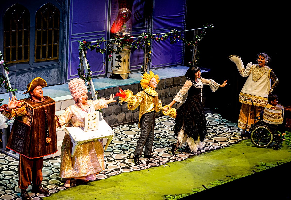 The Colwell Christmas Yule bLog. Merry Christmas folks! We invite you to… by Rob and Sue