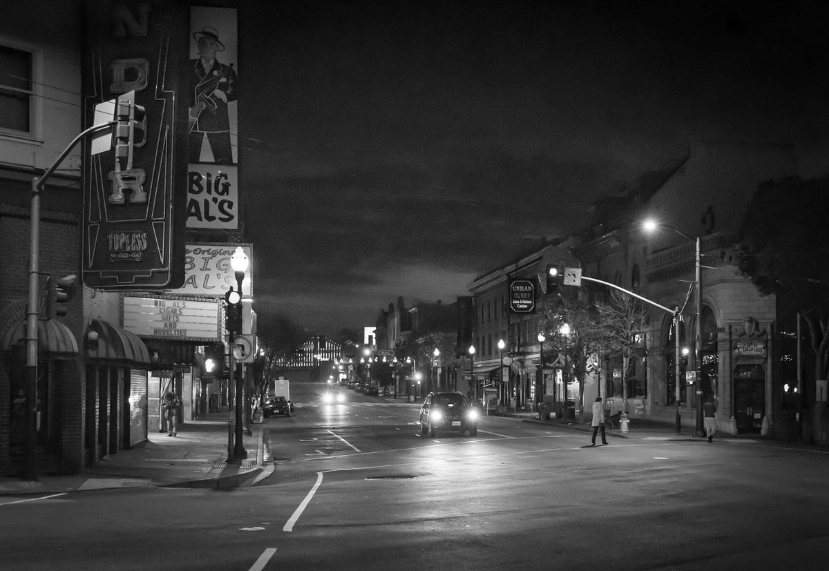 Image of: The Lion Sleeps Tonight—A Dawn Walk Through SF’s Nightclub District, in Photos