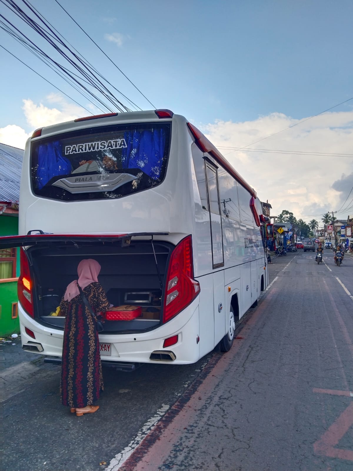 Harga Sewa Bus: Panduan Lengkap untuk Memilih Transportasi yang Tepat