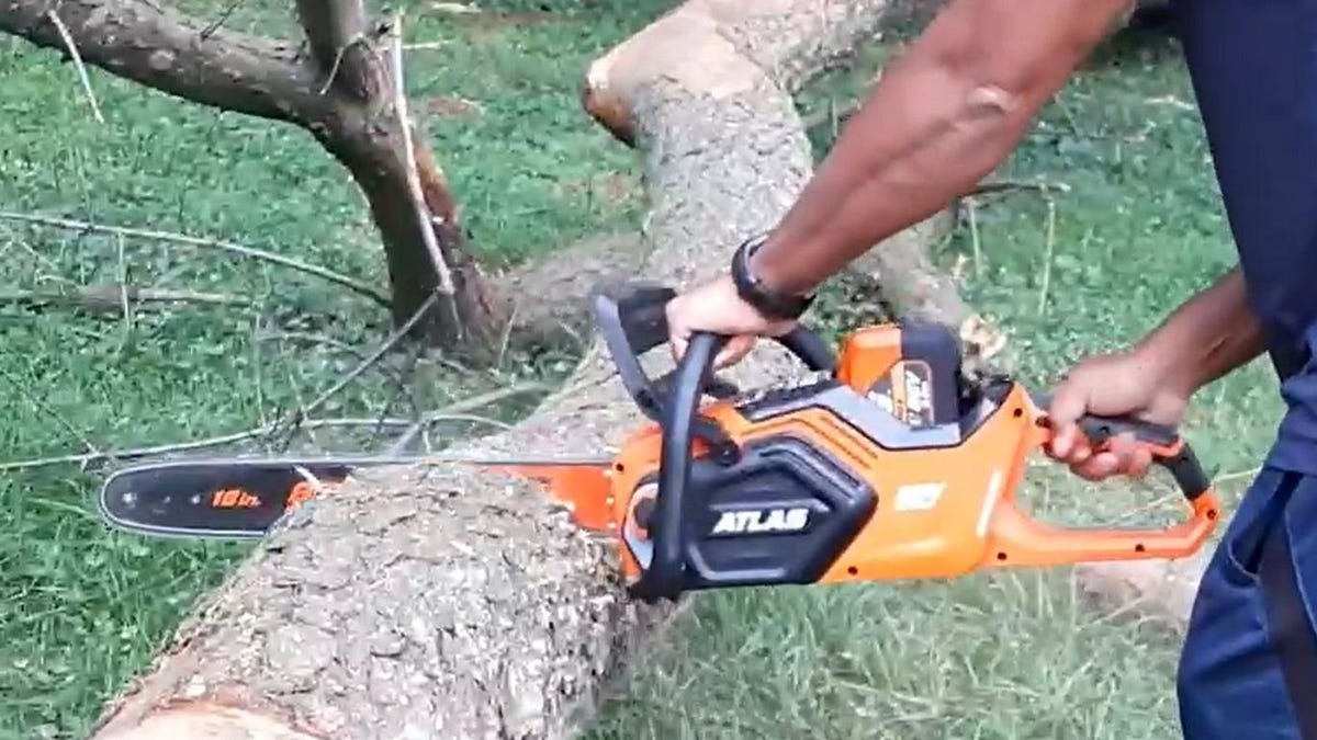 Chainsaw Chain For Hardwood. Introduction by Kahtrine james Sep