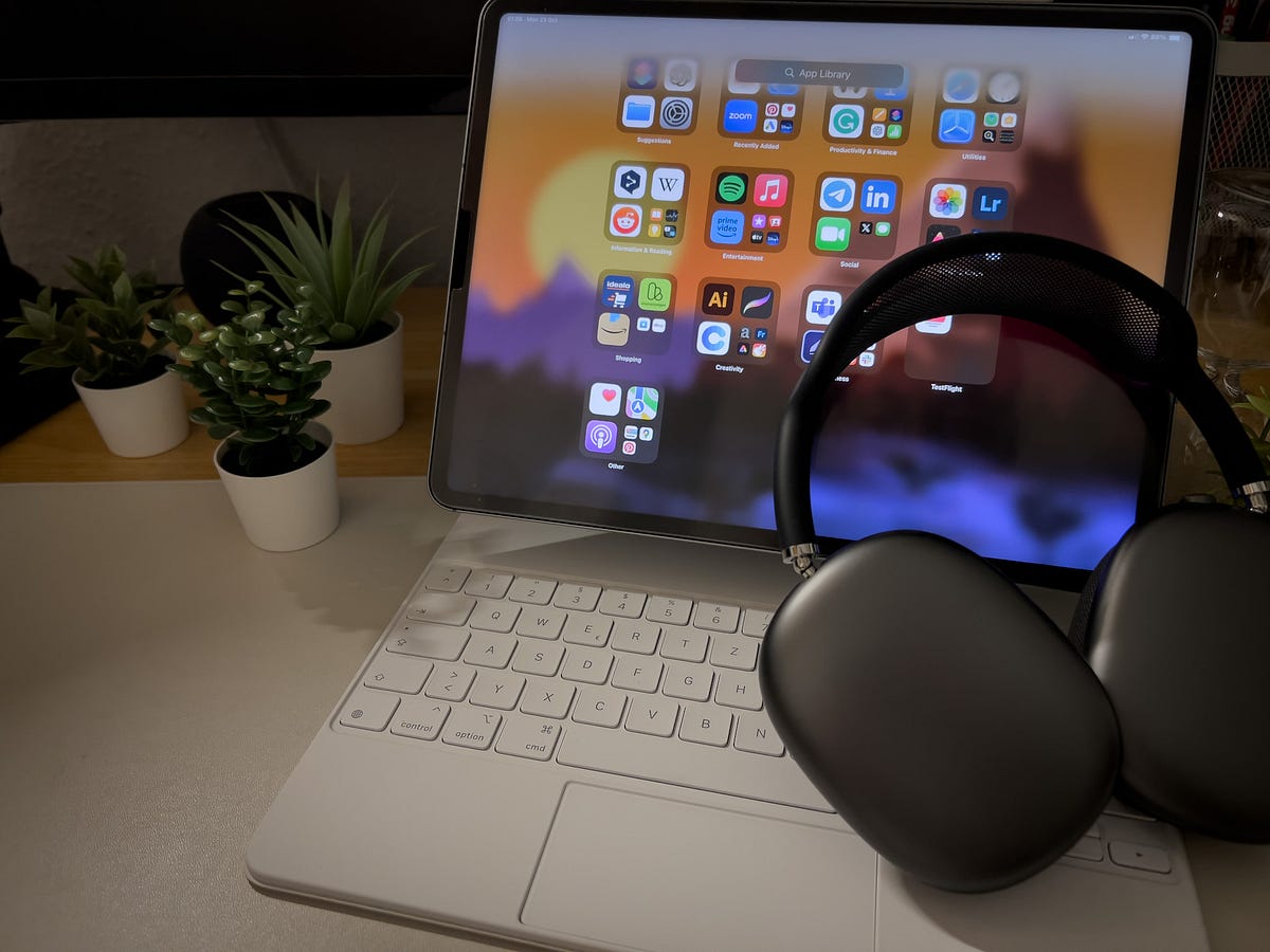 This Ecosystem Marries MacBook and iPad Perfectly- 9to5Mac