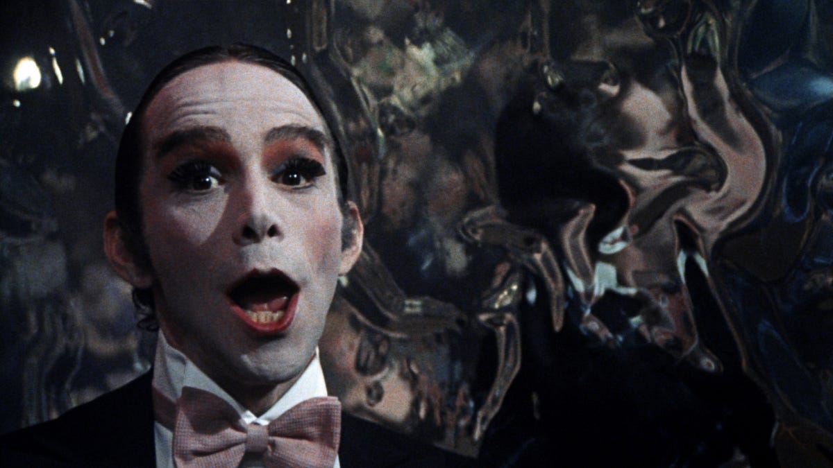 Sitting Pretty: Some Thoughts on Bob Fosse's “Cabaret” | by Kyle