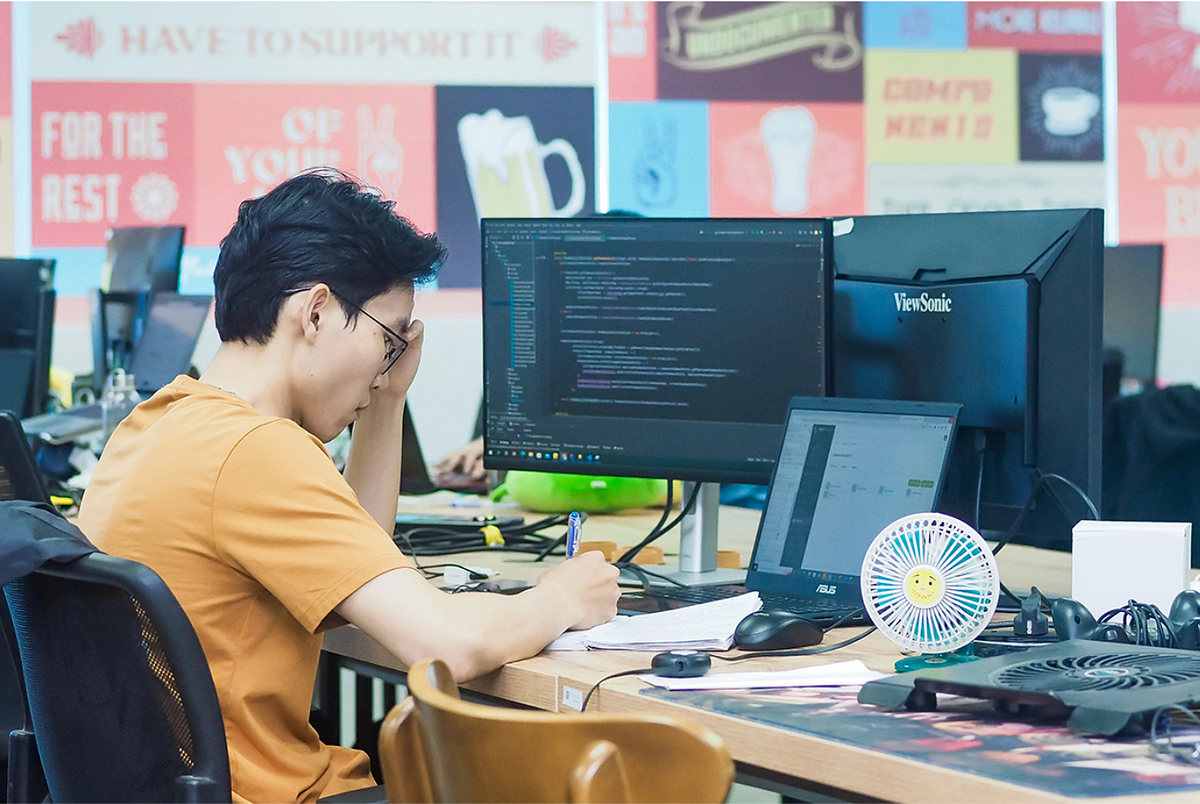 Go vs. Node.js: The Programming Language and a Runtime Environment ...