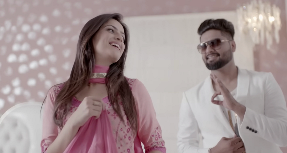 Wakhra Swag Ni — Lyrics and Translation — Hindi (Devanagri), Punjabi