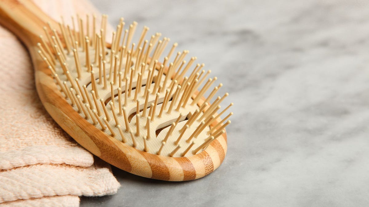 Choosing the Perfect WideTooth Comb for Your Hair A Comprehensive