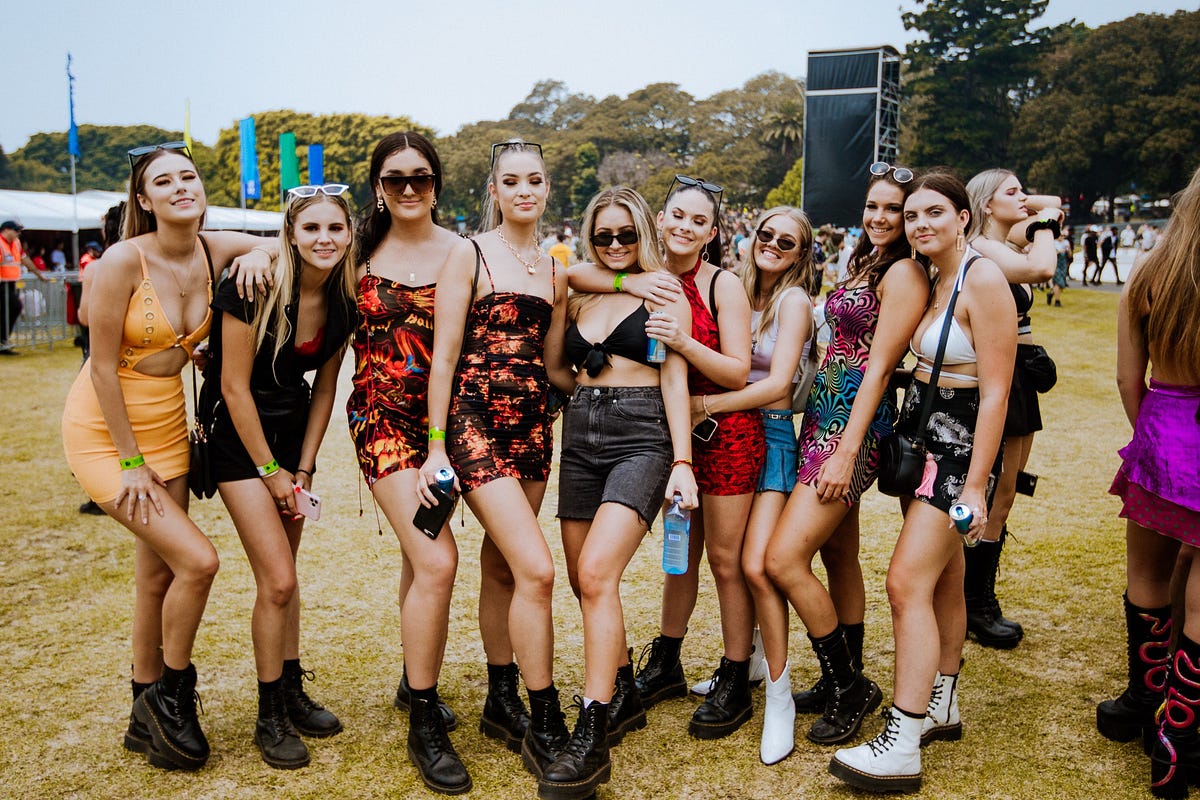 The 6 Types Of Girls At Every Music Festival, by Ella Hourigan
