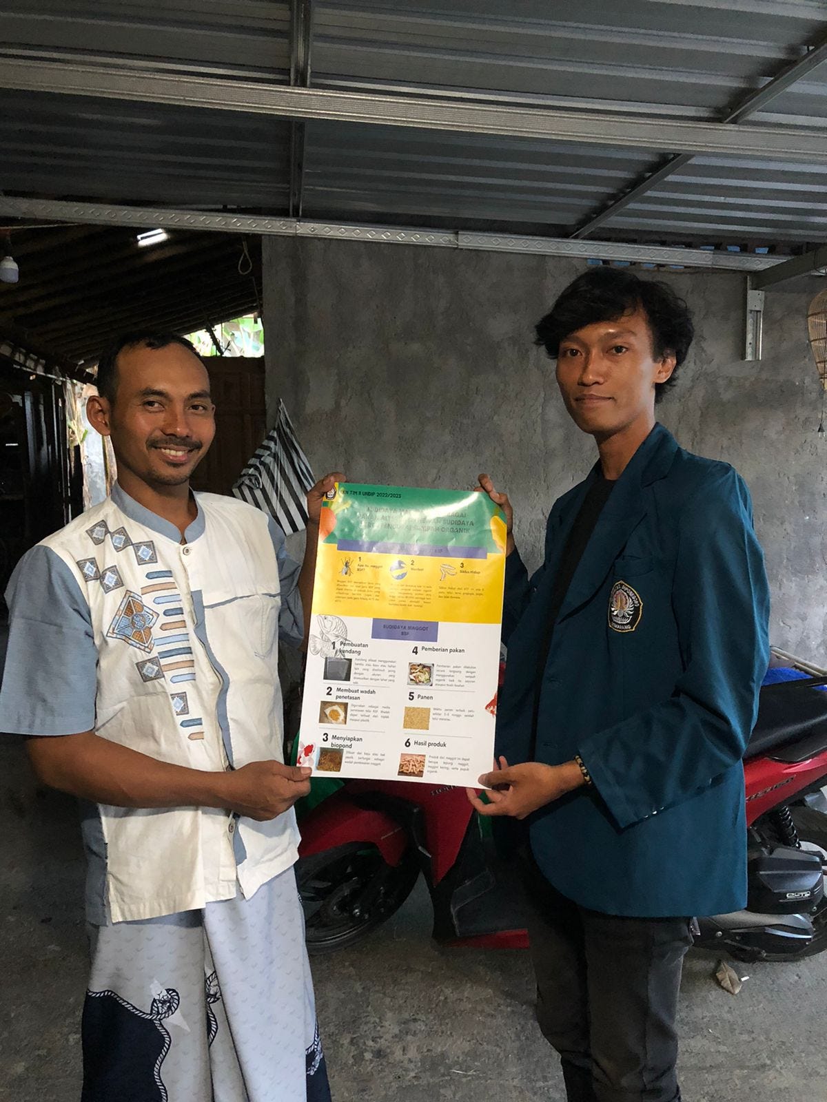 Revolusi Ekologi Desa Troketon: Mahasiswa KKN Undip Kembangkan Edukasi Budidaya Maggot untuk…