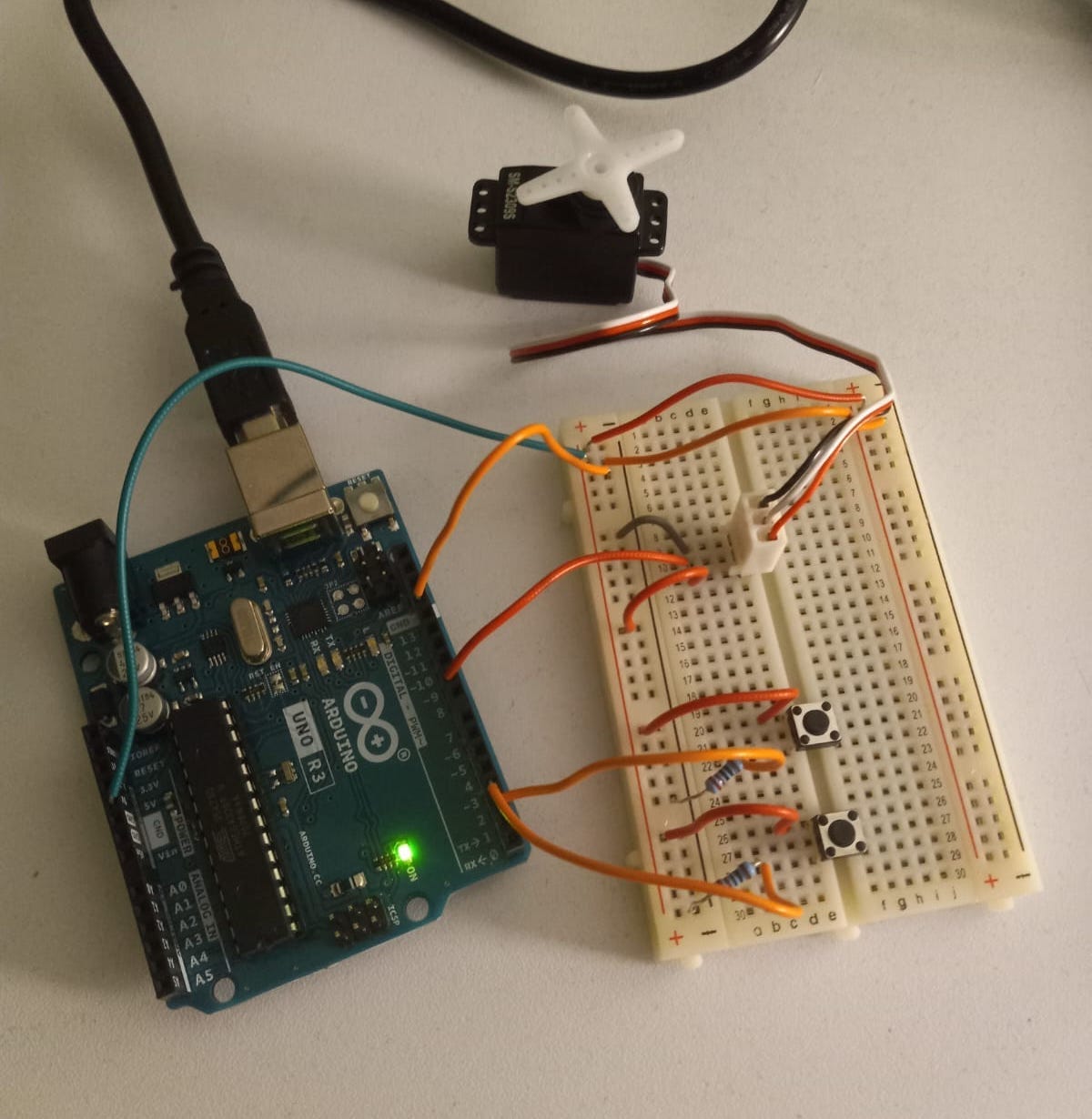 Servo Motor Speed Control - Skyla - Medium