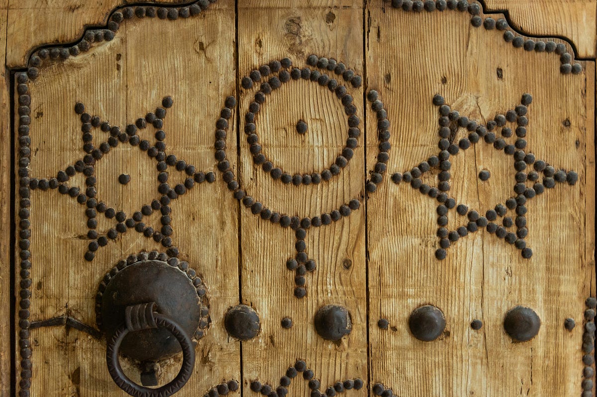 March 10, 20243 Moon Insights and 2 New Moon Rituals for the New Moon
