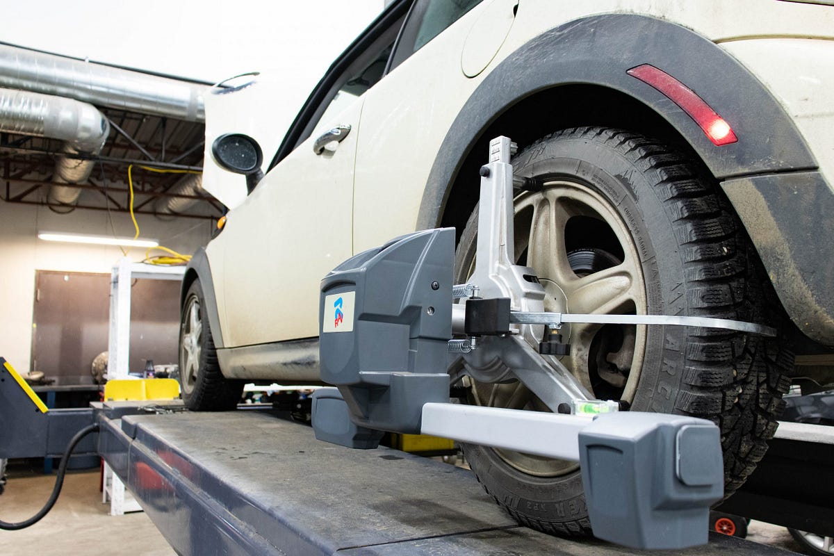 Signs Of Bad Wheel Alignment (and Why You Need to Fix it ASAP) by