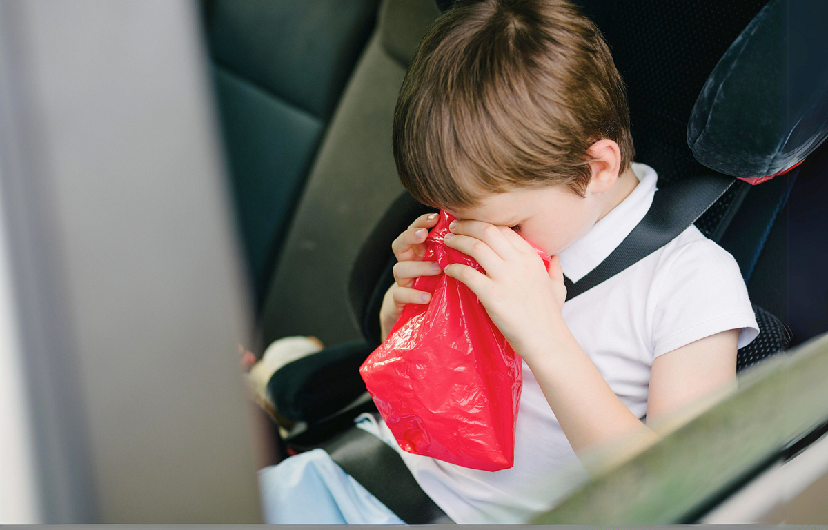 How Avoid Nausea And Vomiting While Traveling by Malik Farrukh Awan