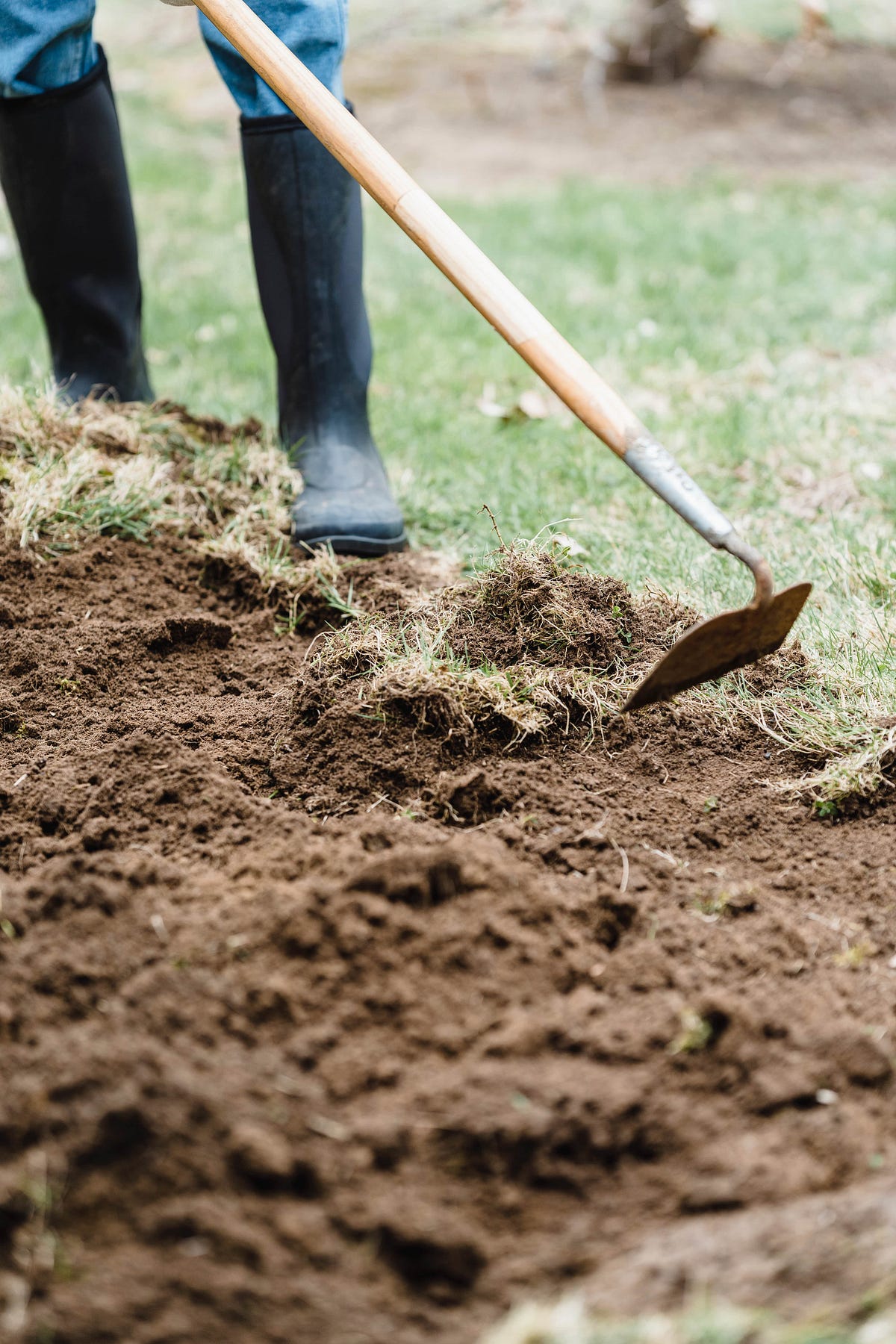 Best Tips Level Your Backyard Quickly and Affordably - Lawnsroot.com