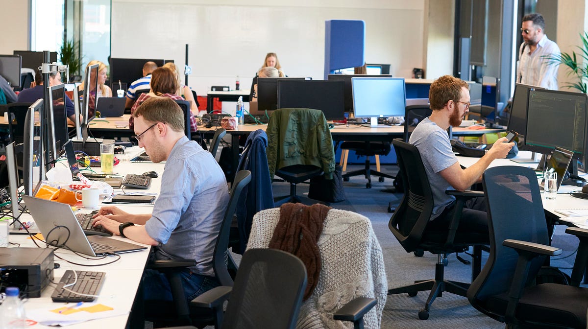 Mobbing vs. Pair Programming. Jerome Painter talks about the… | by BGL ...